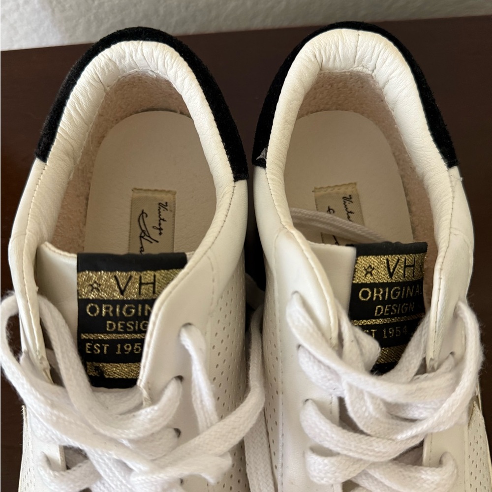 Vintage Havana Sneakers - Picture 6 of 6